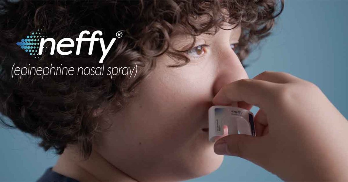Image of a boy using the neffy nasal spray (EURneffy)