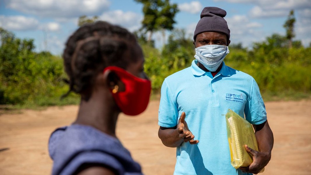Community health workers providing services to pregnant women