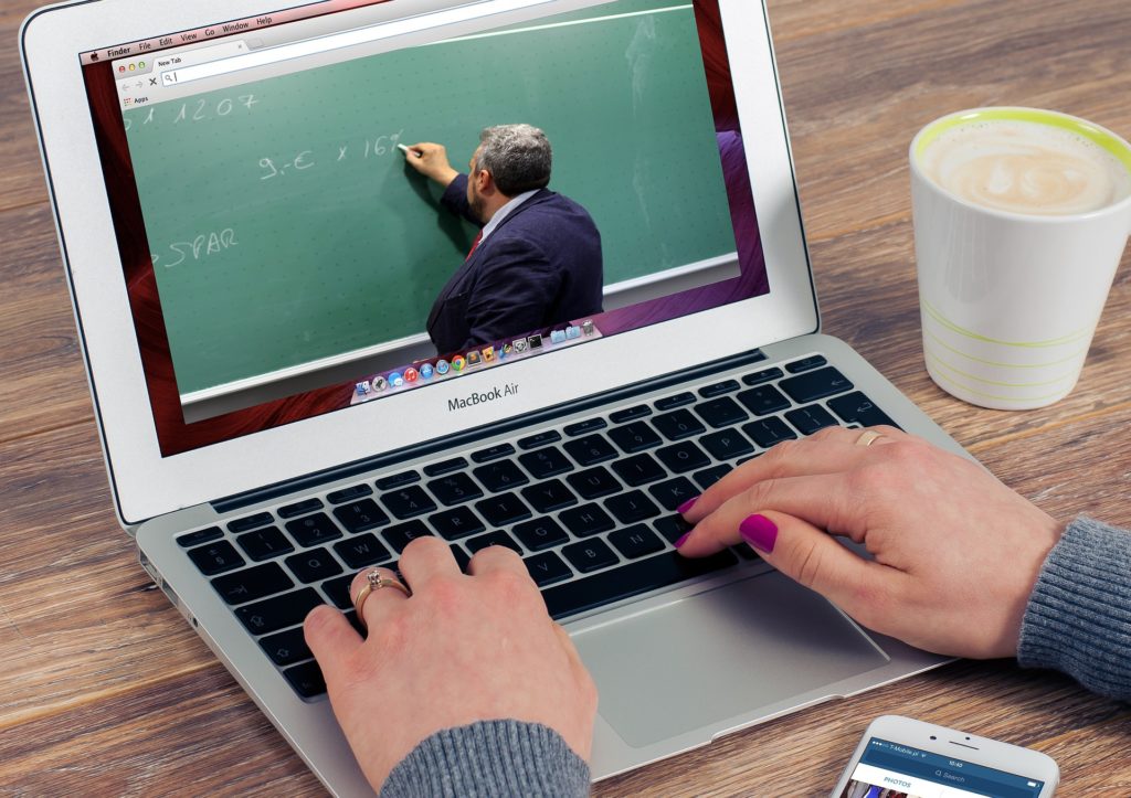 students using excel in classroom
