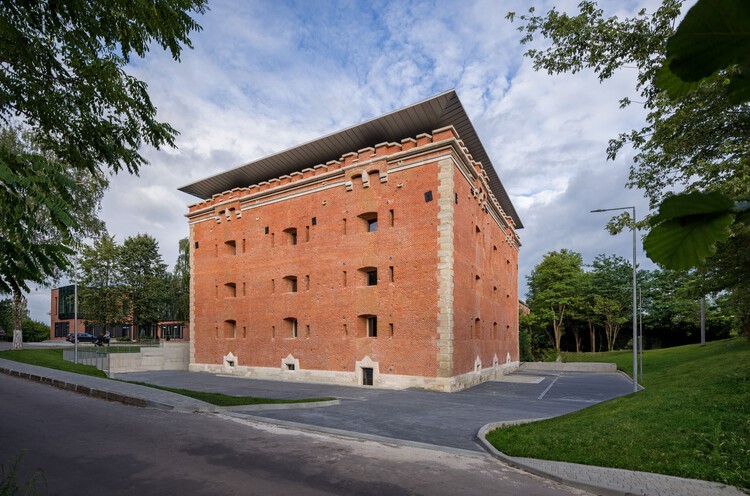 urban architecture lviv building exterior