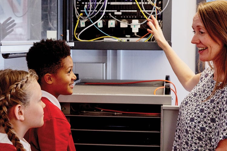 child understanding computer network