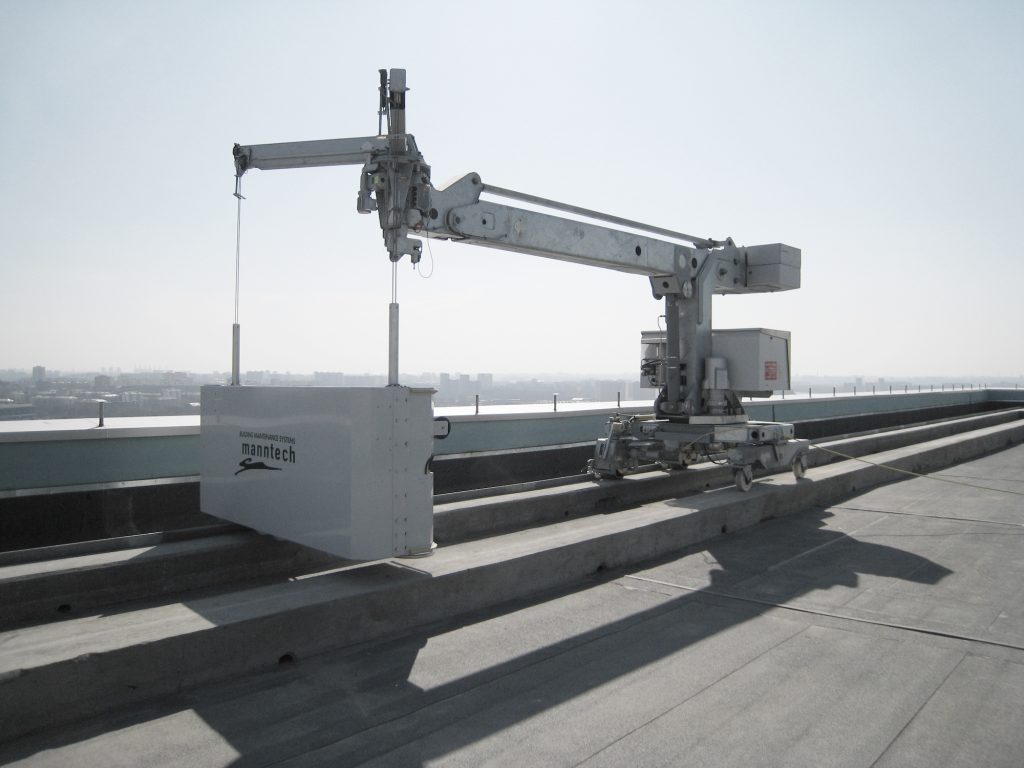 exterior maintained building and cleaning equipment