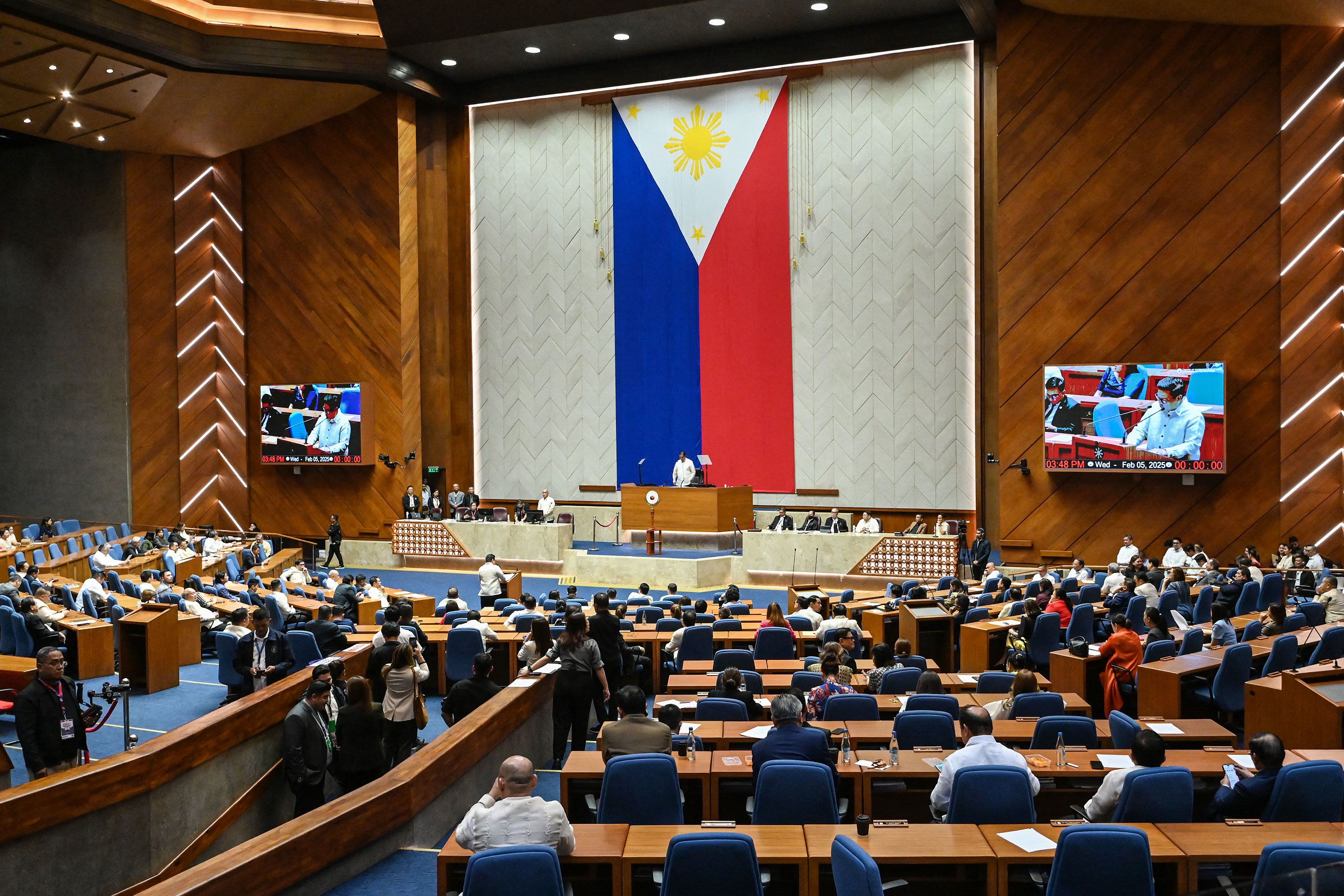Philippine government building media conference