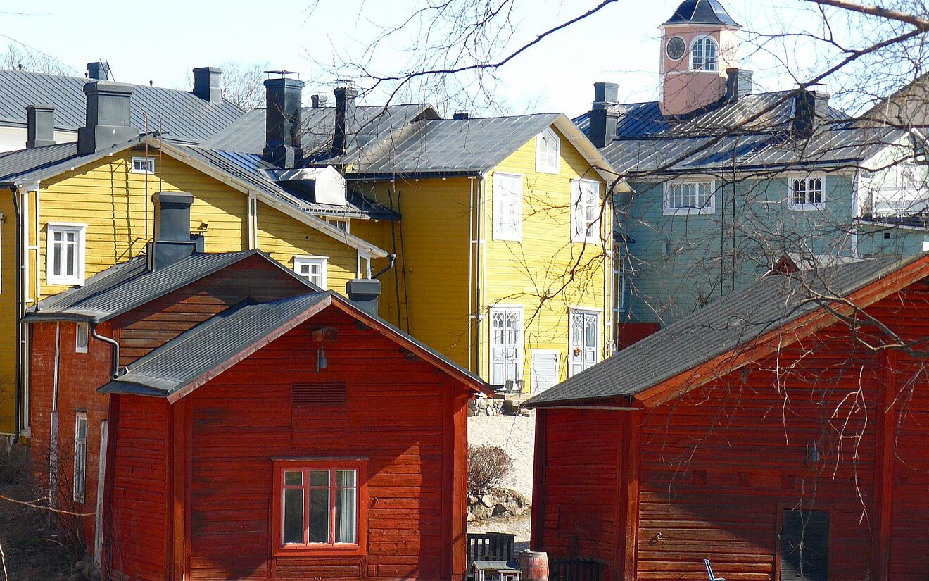 Finnish scenery, cultural icons, traditional architecture
