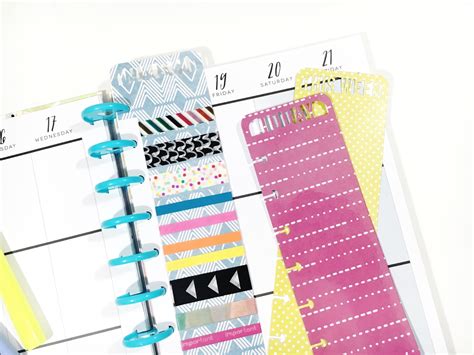 organized bookmarks on computer screen