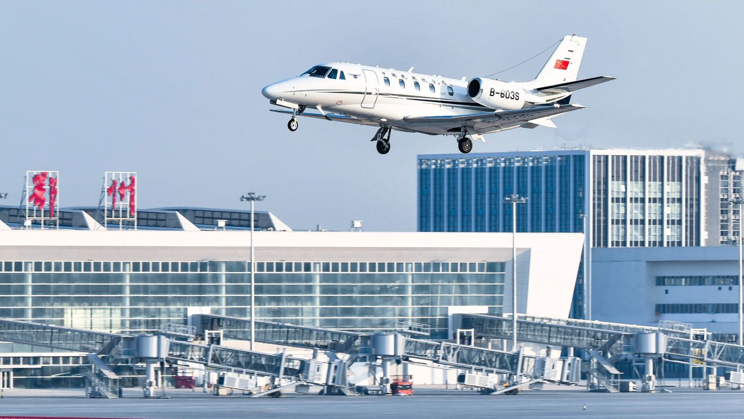 airplanes travel airport