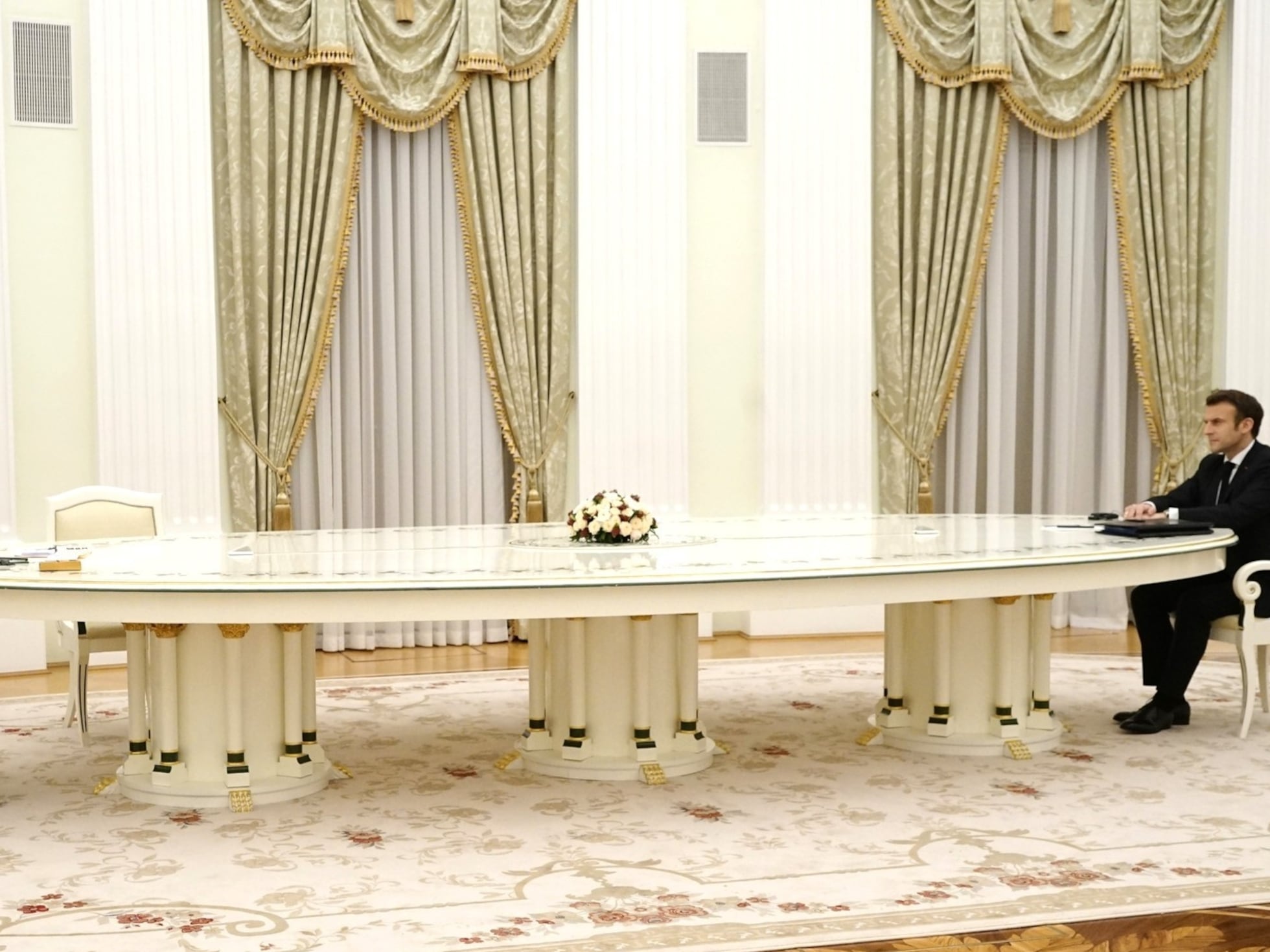 Russian business meeting backdrop