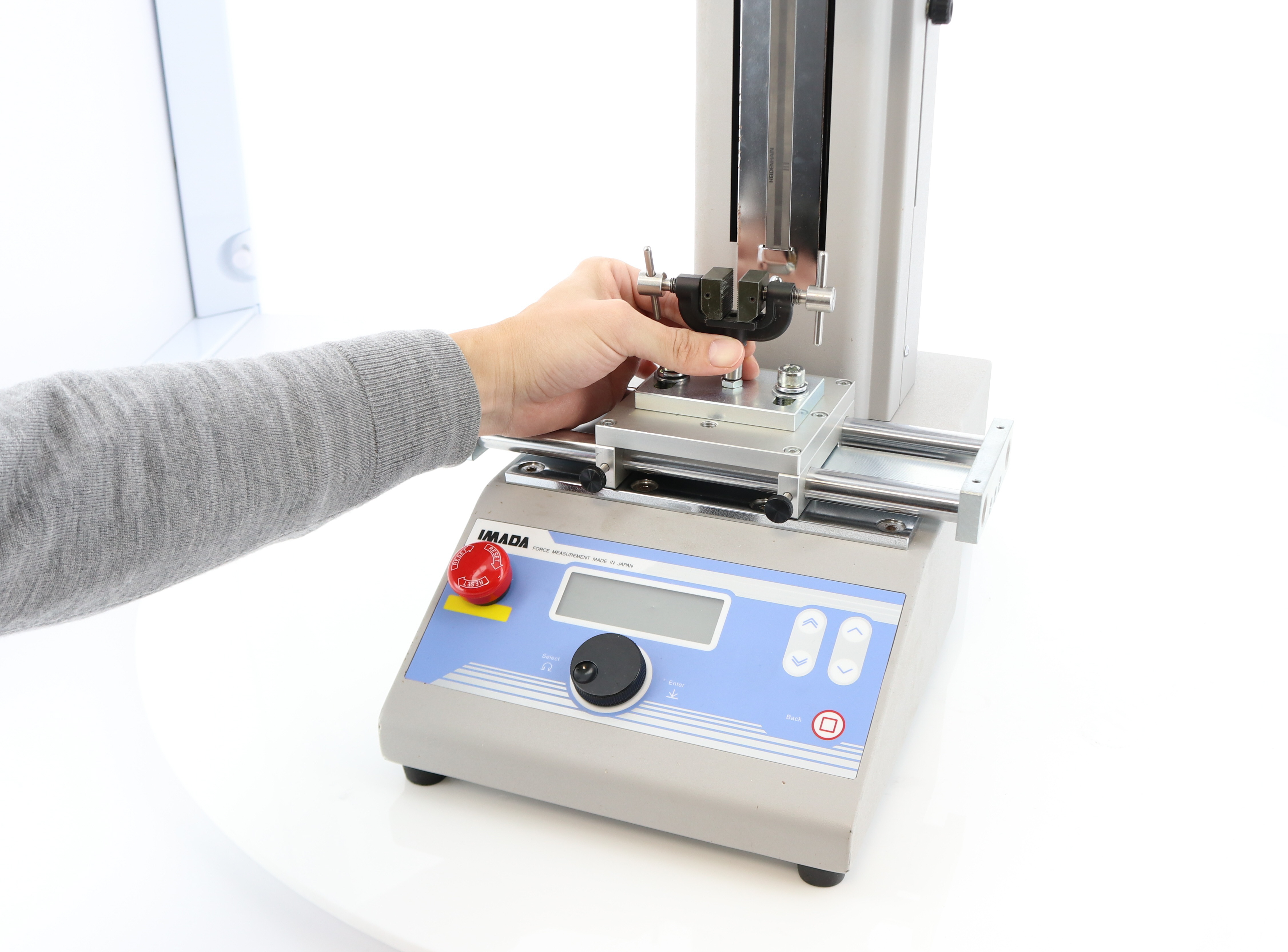 laboratory force measurement
