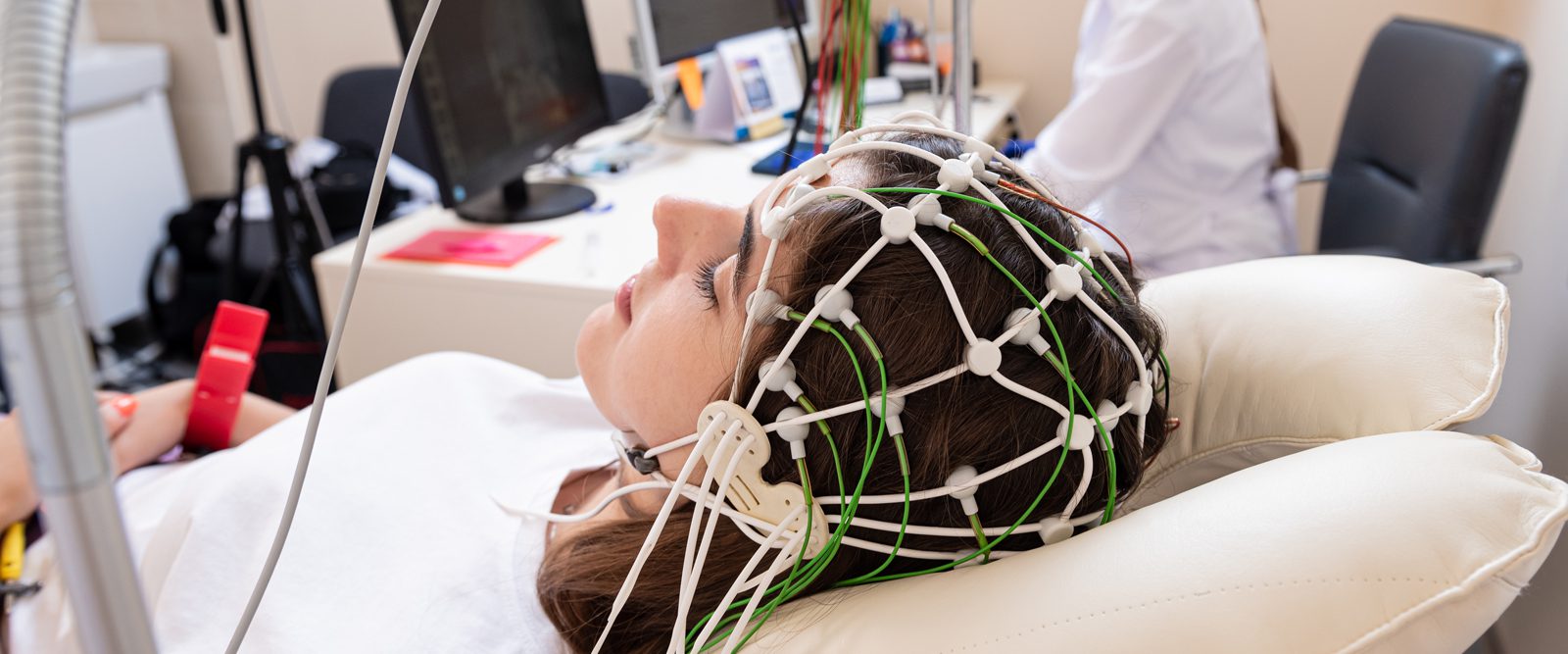 seizure monitoring EEG clinic