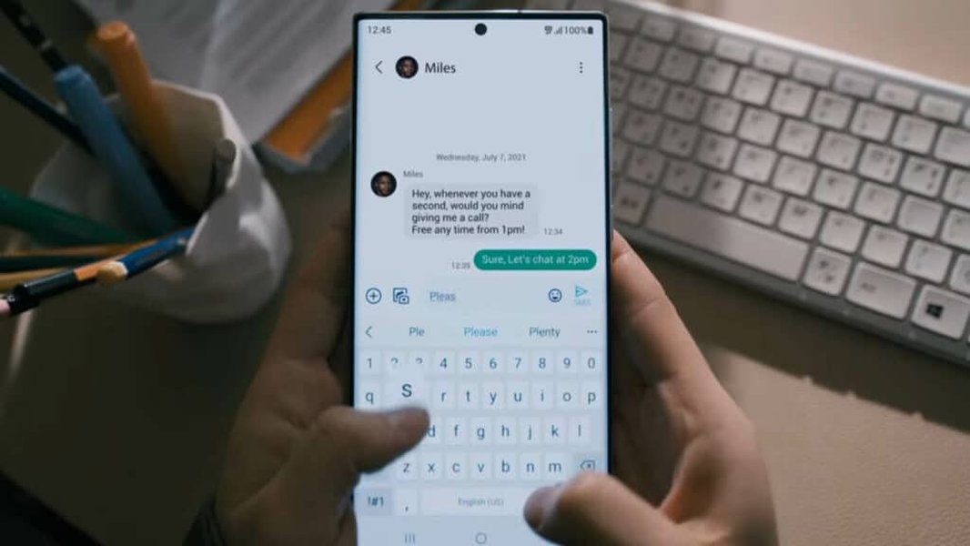 forward-texts-samsung-s22-x7j5tf0w