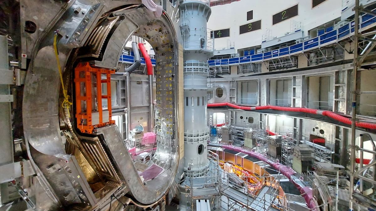 fusion reactor machinery and industrial facility