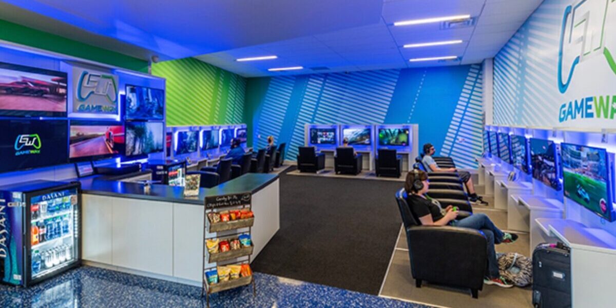 airport gaming lounge