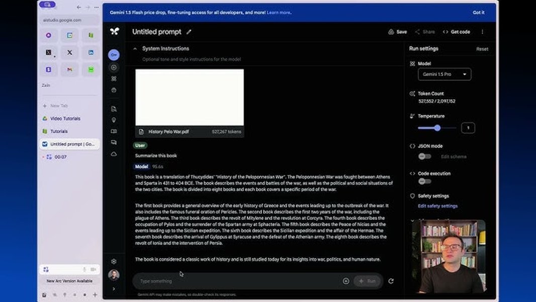 AI Analyzing Long Document Interface Concept