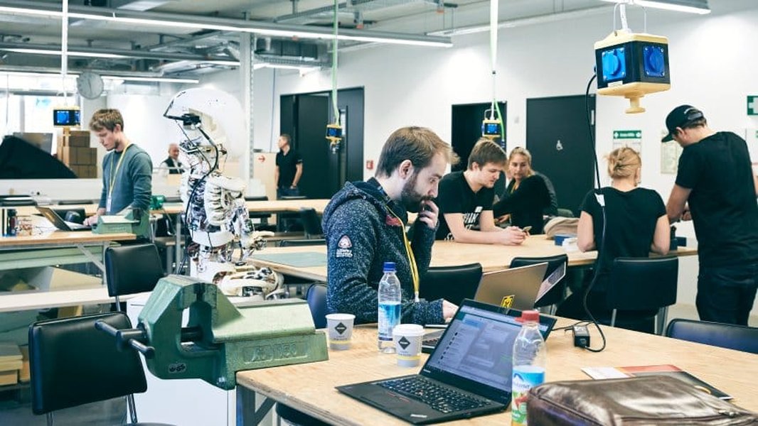 german-startup-service-ideas-uz9aaj4b