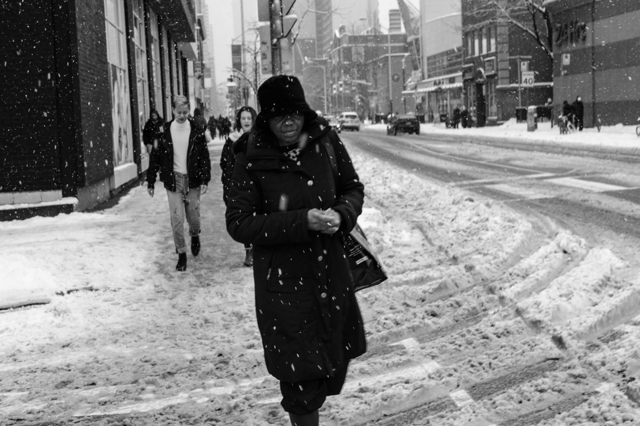winter scenery people coats