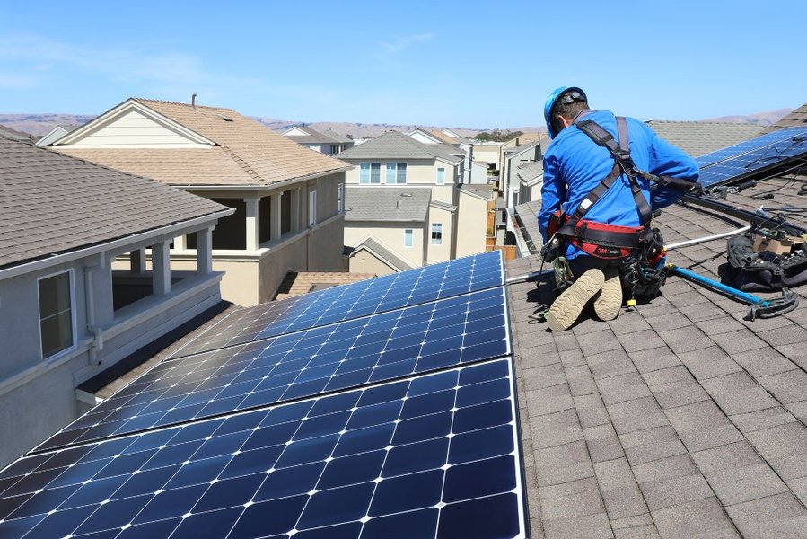 house solar panel installation