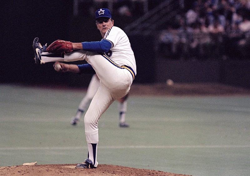 gaylord perry mlb pitcher
