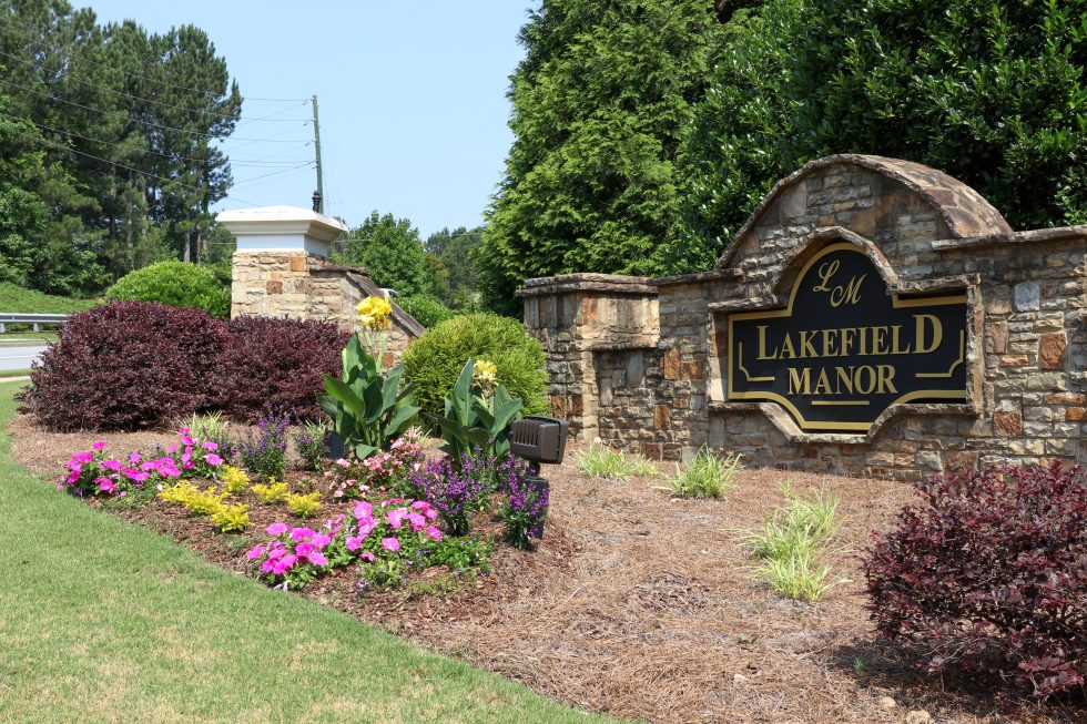 well maintained neighborhood scenery