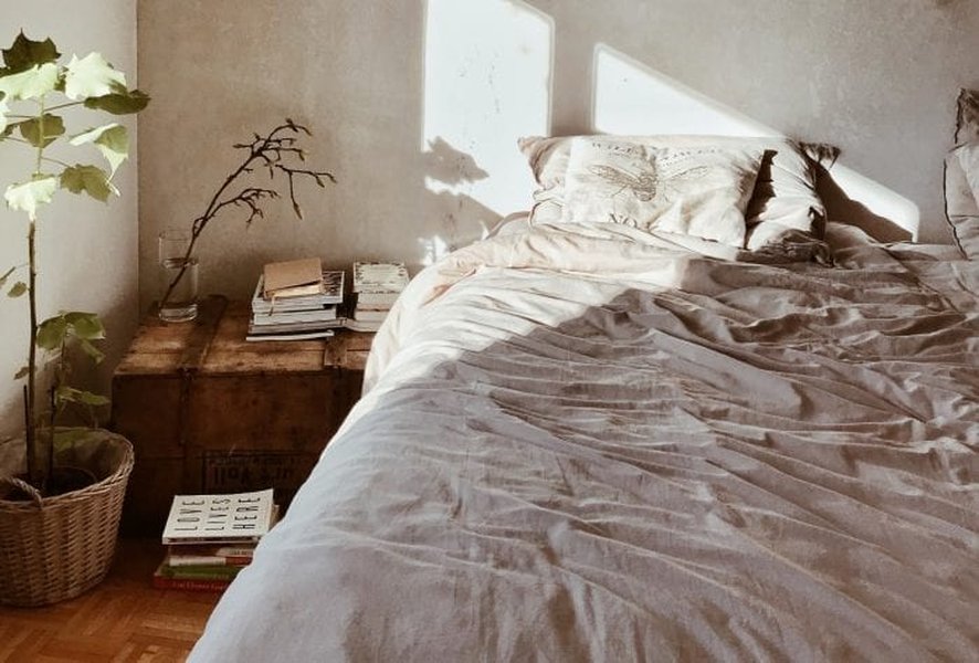 A comfortable and inviting bedroom setting designed for sleep.