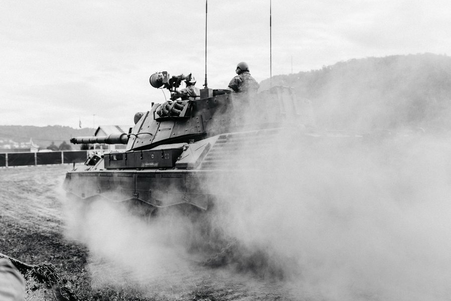 AI in Military Weaponry