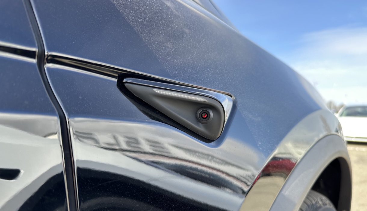 tesla vehicle hardware and camera systems