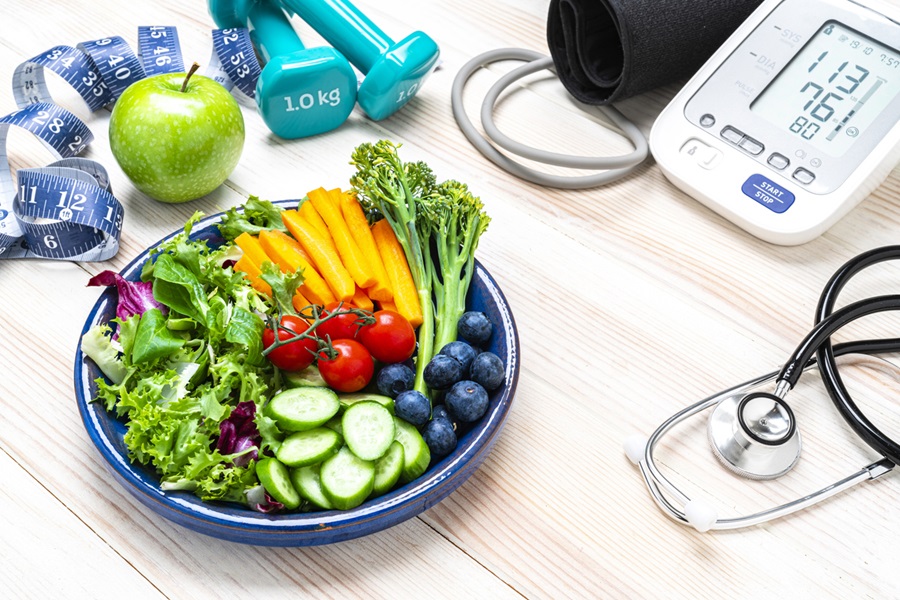 blood pressure monitoring and healthy lifestyle
