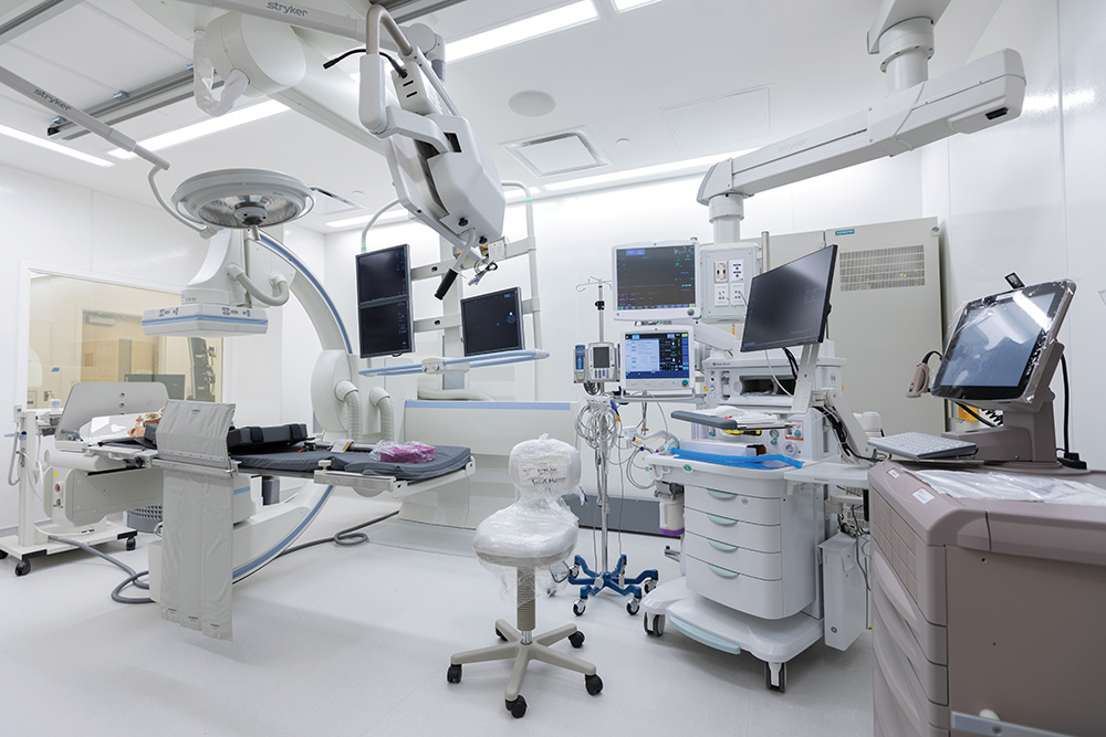 medical endoscopy equipment and clinical room