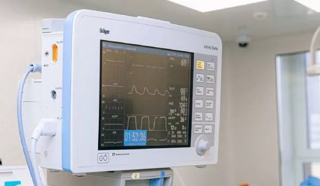 Un escáner médico que utiliza IA para analizar imágenes.