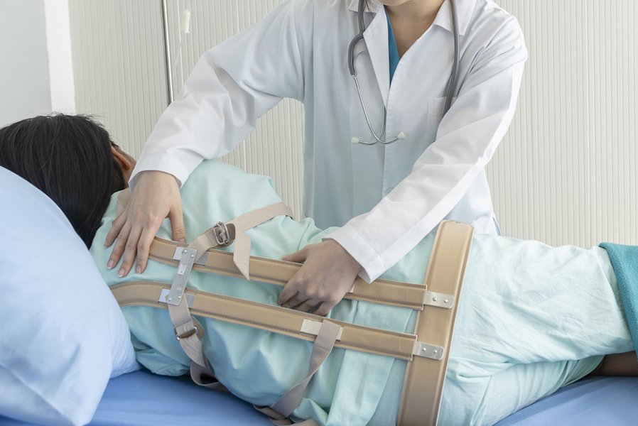 Thoraco-lumbar spinal immobilization orthosis.