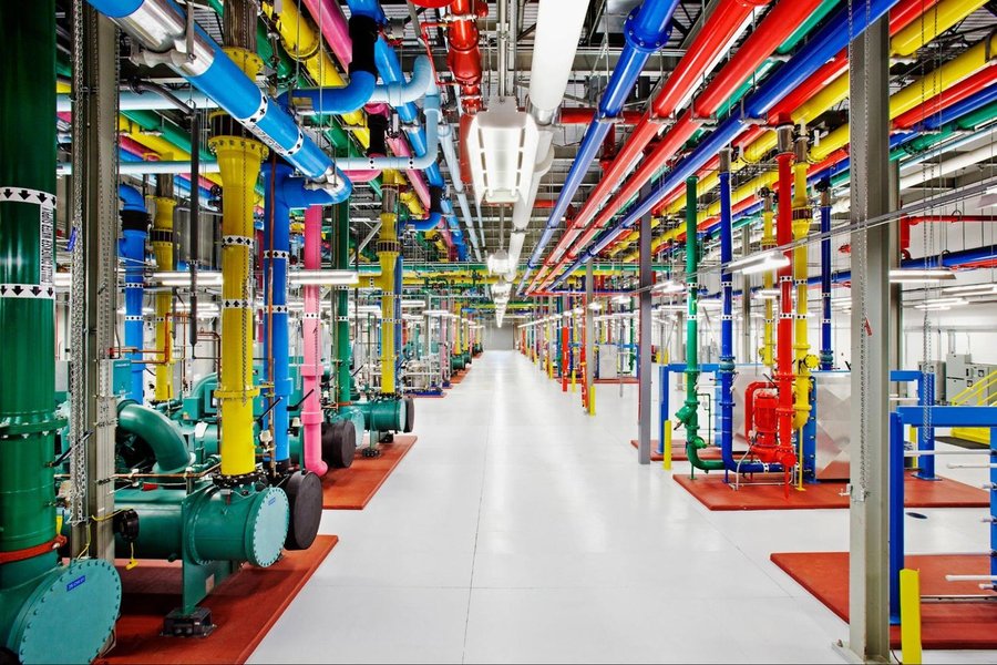 Système de refroidissement liquide dans un centre de données Google