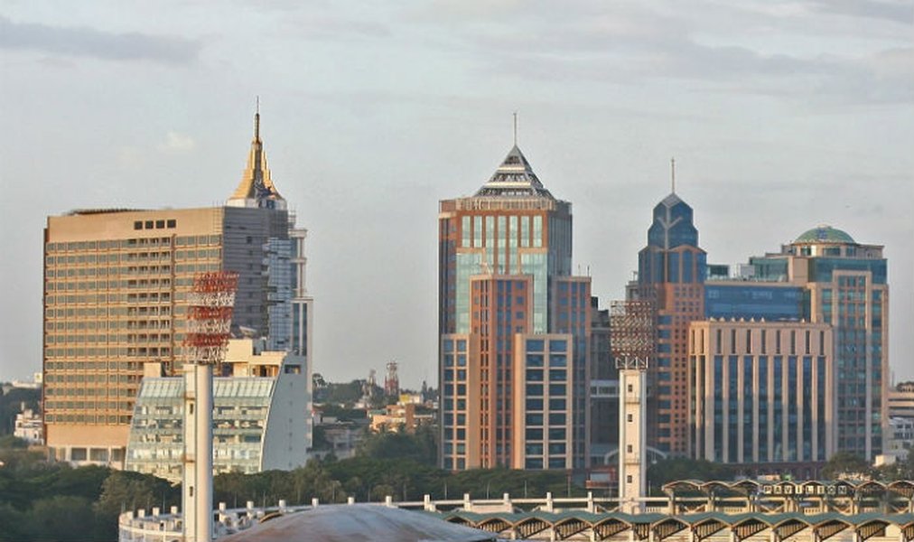 dynamic indian cityscape