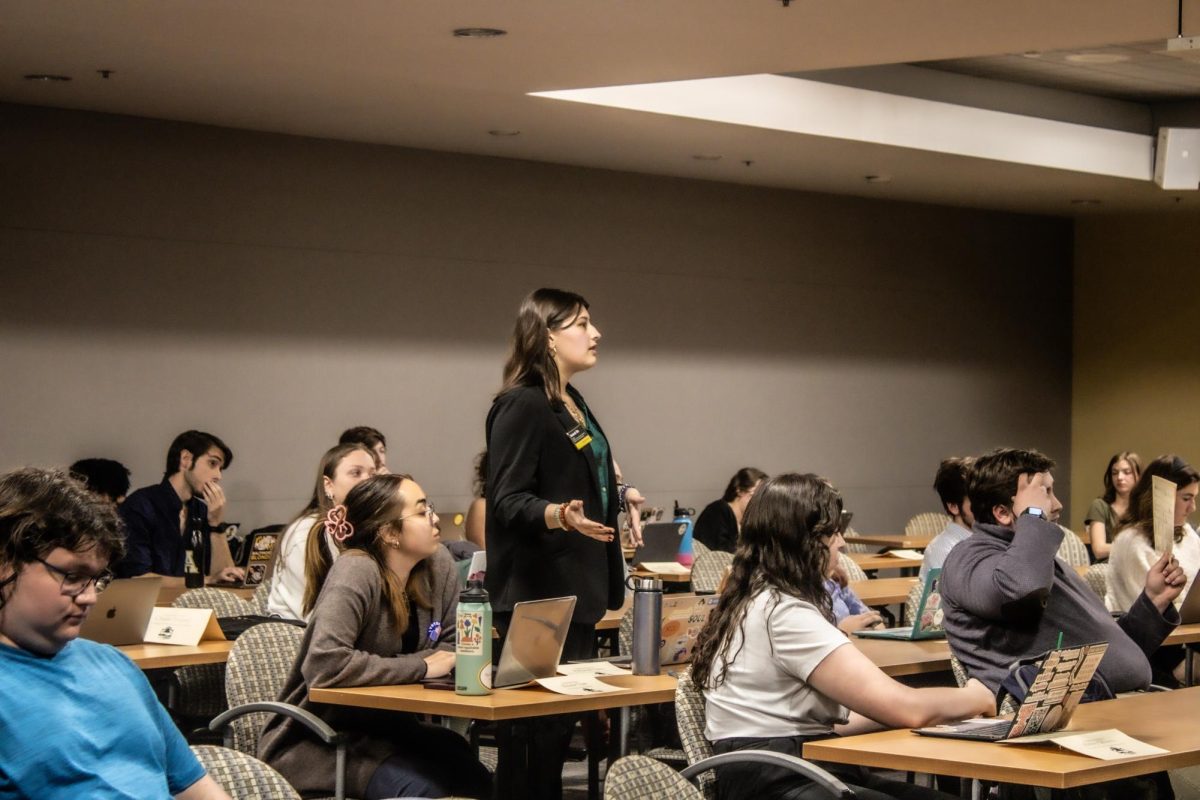 estudiantes en un aula libre expresion