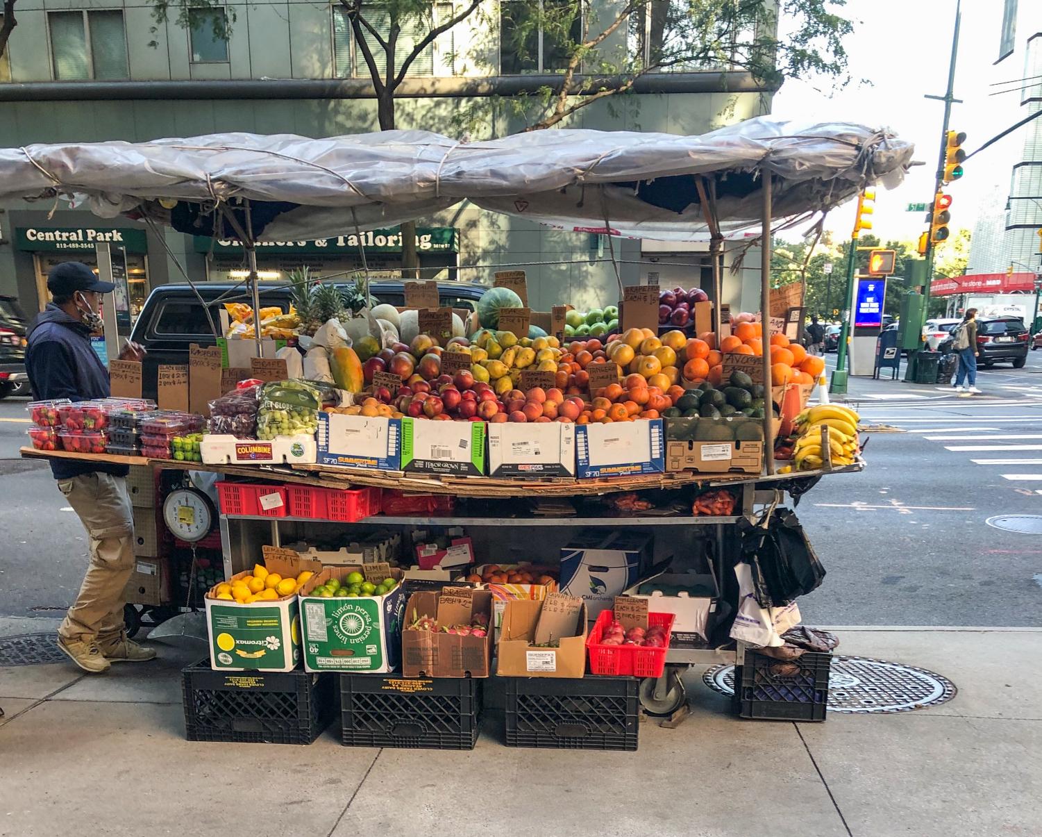 street market fruit vendors