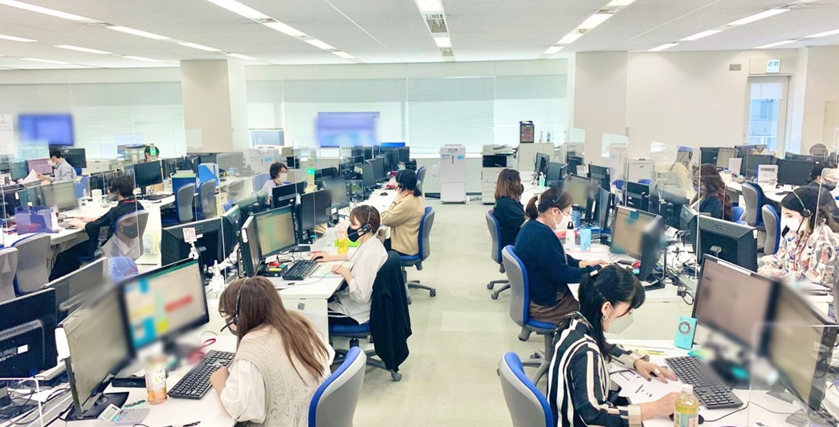 JBRのコールセンター業務風景