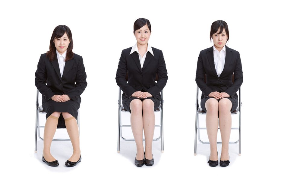 job-interview-nonverbal-communication-tips-i9i7csfv
