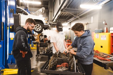 engine parts inspection workshop