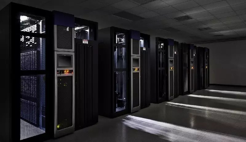 digital server room technology