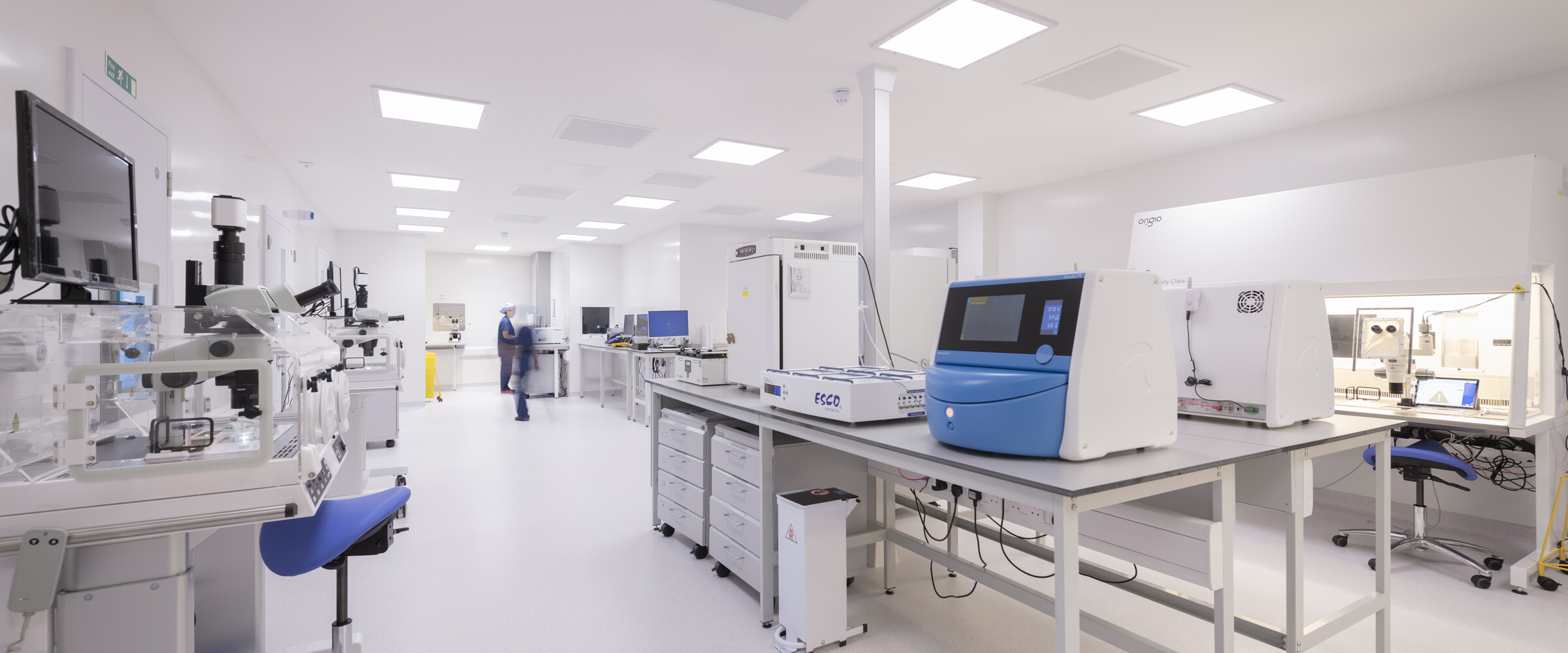 fertility clinic modern equipment