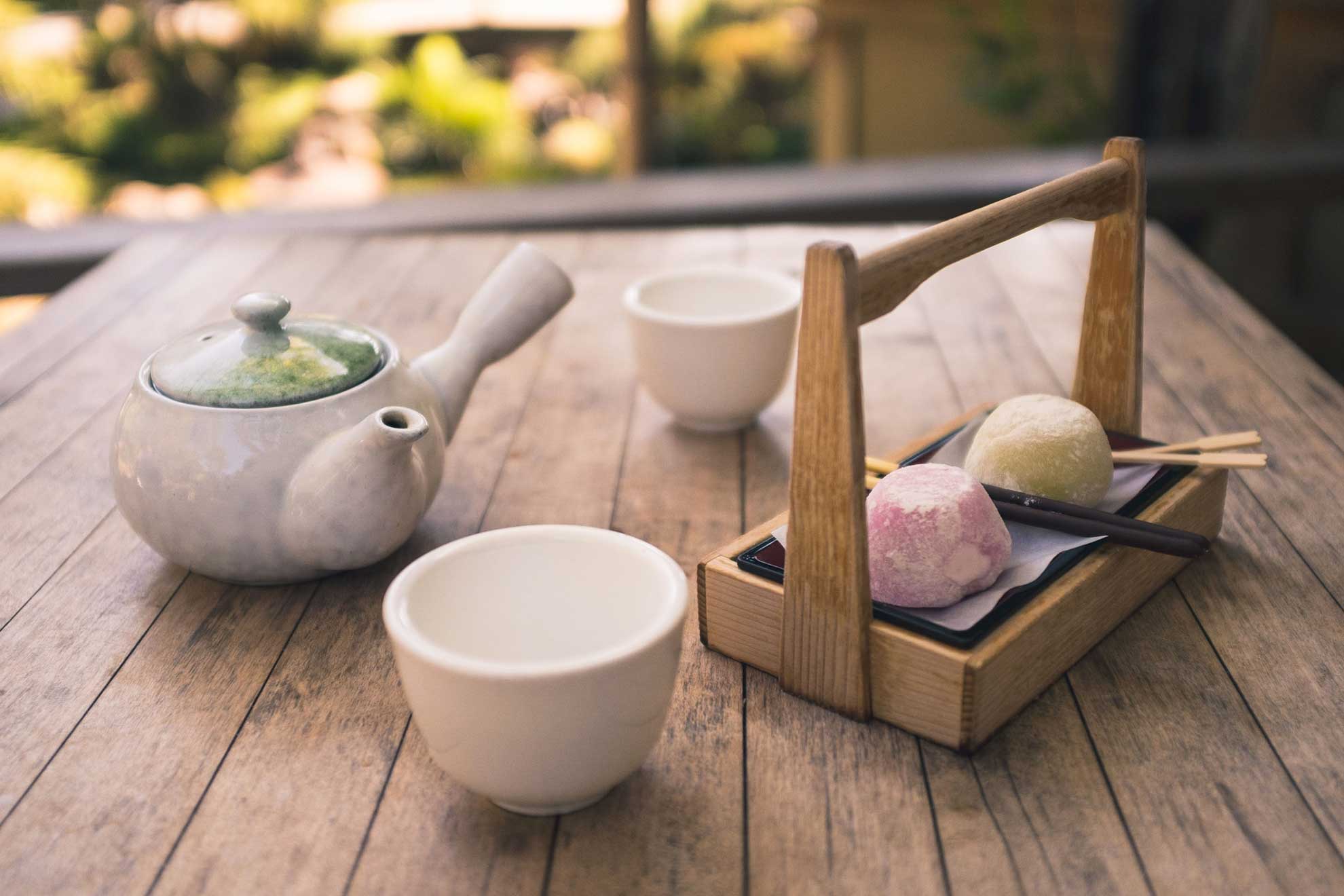 traditional tea set and tea ceremony