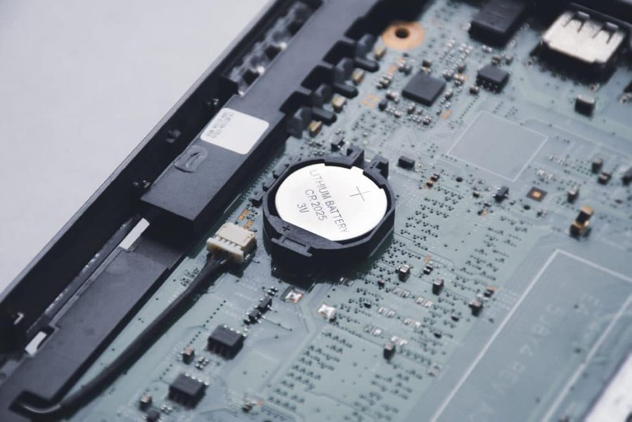 筆記型電腦主機板上的 CMOS 電池