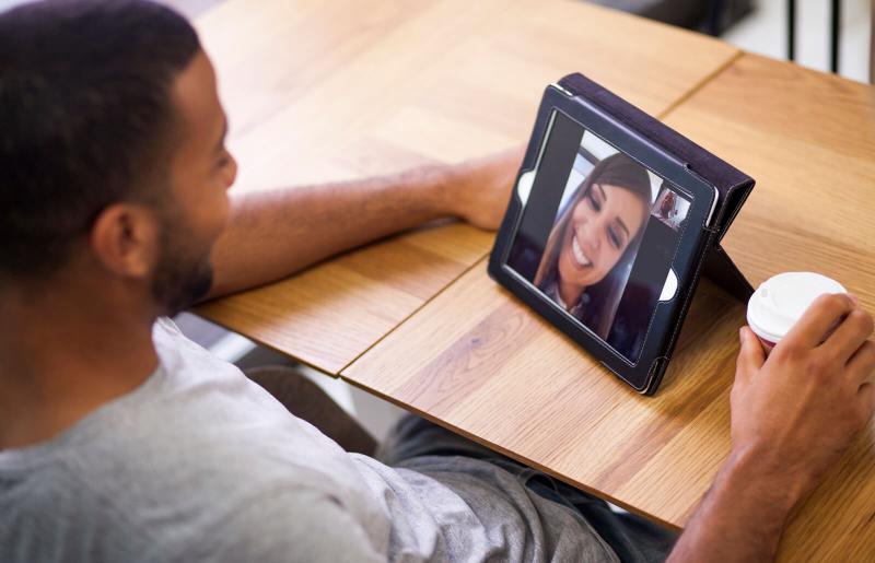 long distance couple creative meeting
