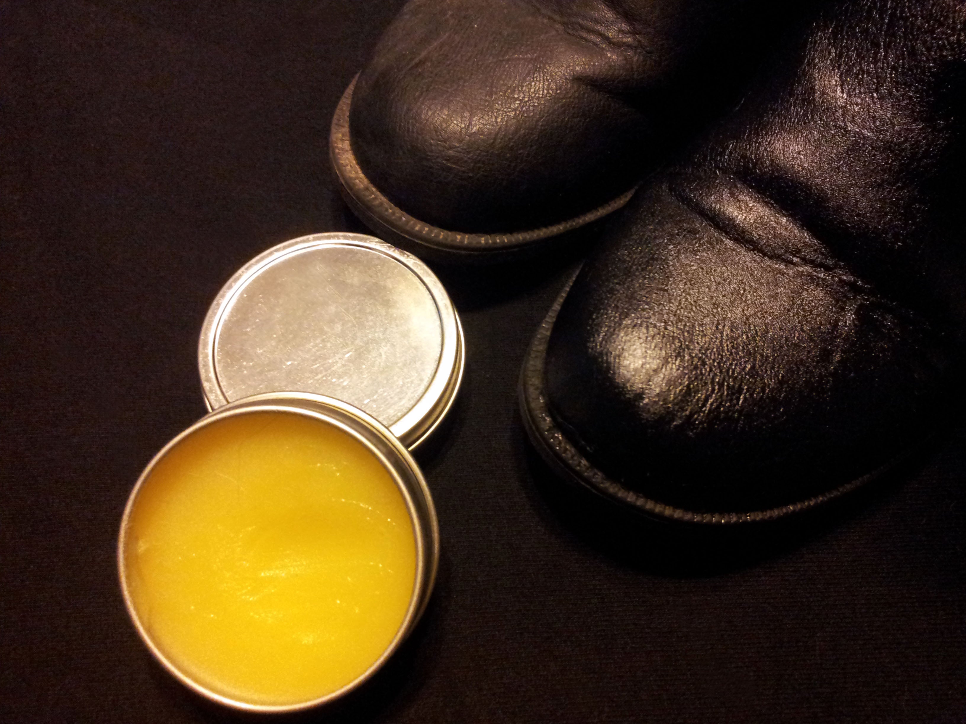 leather boots natural ingredients beeswax coconut oil