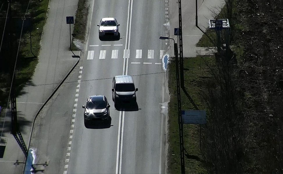 left-turn-overtaking-accident-liability-poland-b1avrevv