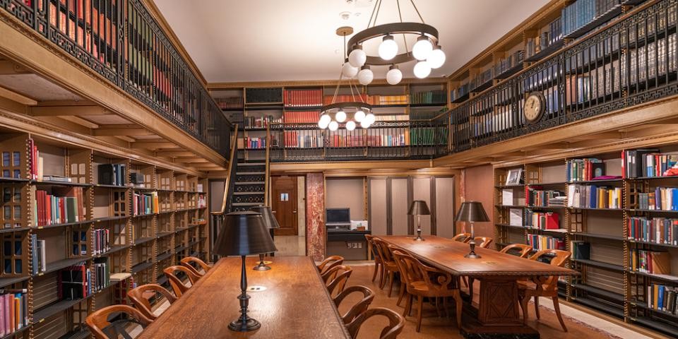 library books research desk