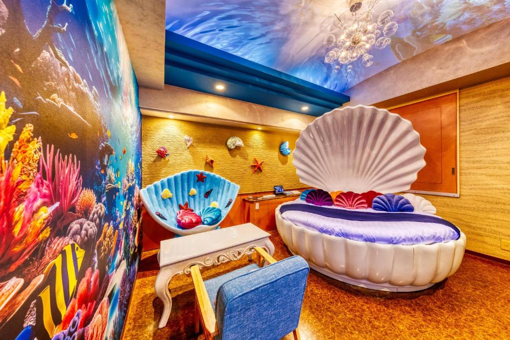 lunar inspired hotel room