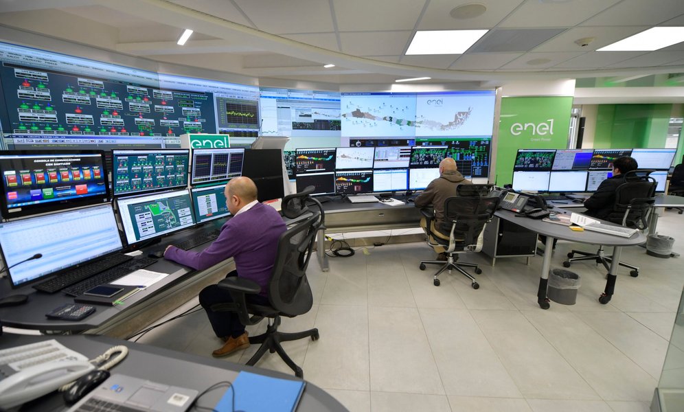 Salle de contrôle d'une centrale énergétique