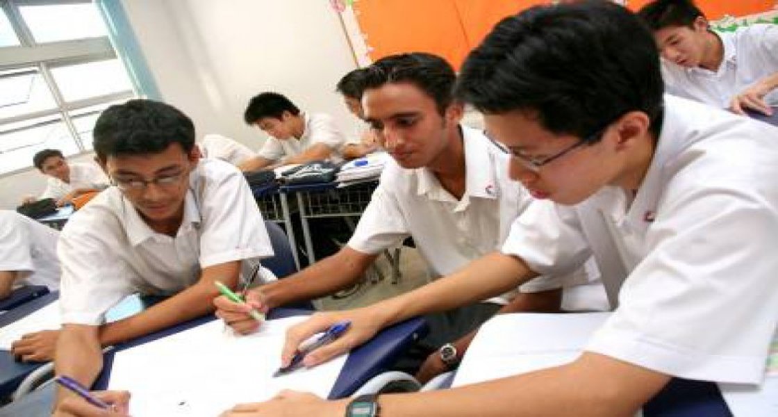 manfaat-belajar-peer-tutoring-io9tn3h4
