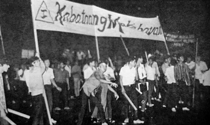 historic martial law protests in filipino street scenes