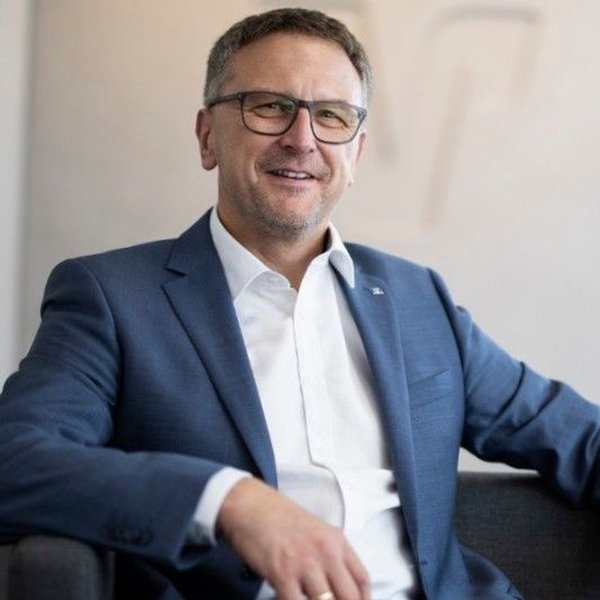 martin-herbst-brilon-profil-0gimca4f