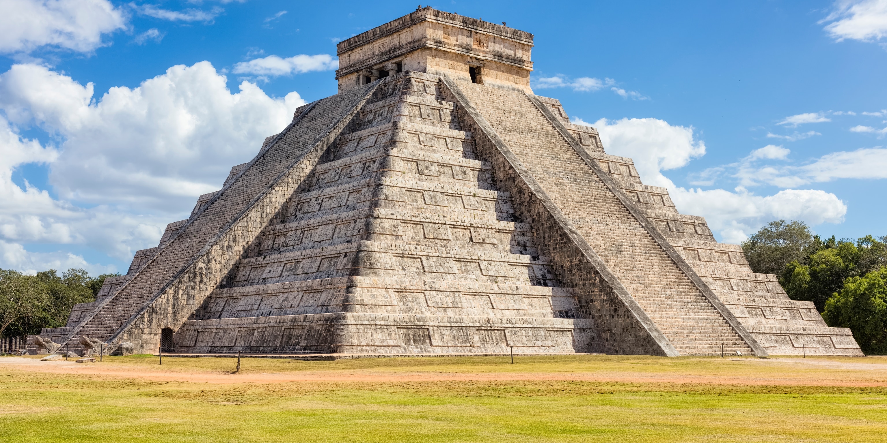 mayan pyramids ancient temples